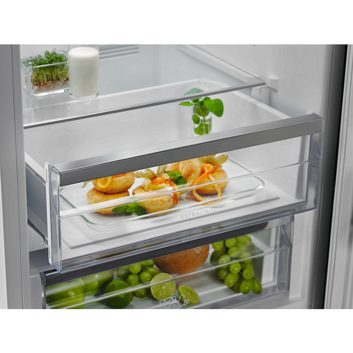 Electrolux LNC7ME32X3 Freestanding 330 L E Stainless steel - Afbeelding 3