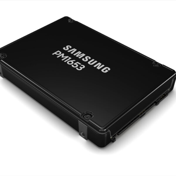 Samsung PM1653 15 TB 2.5" SAS V-NAND