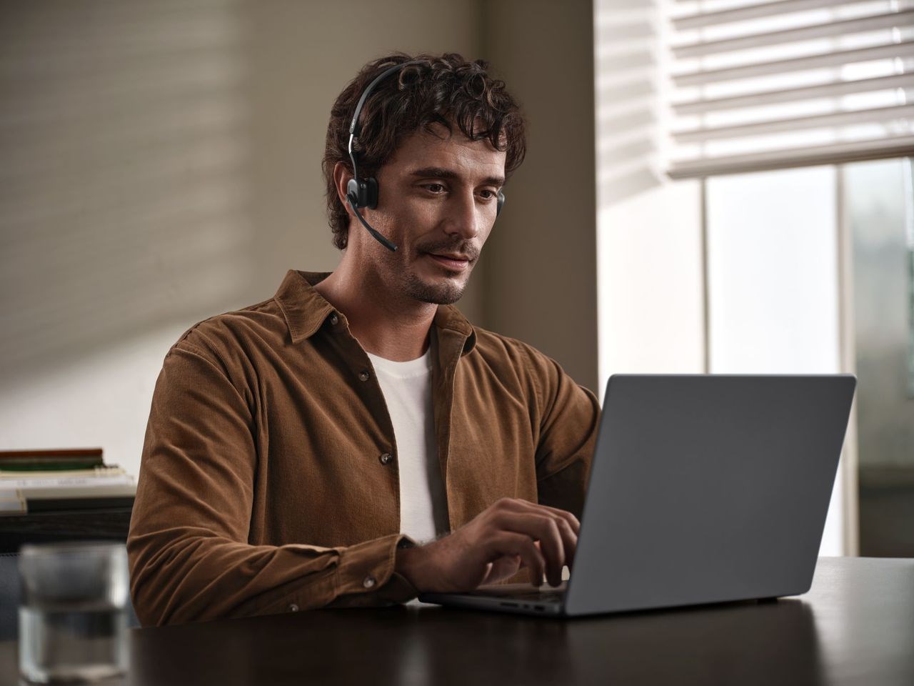 SHOKZ OpenMeet Wireless Bluetooth Bone Conduction Videoconferencing Headset - Afbeelding 9