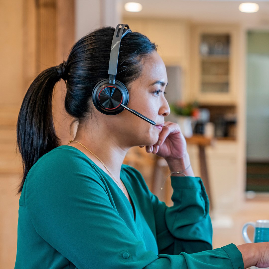 POLY Voyager Focus 2 Microsoft Teams Certified USB-C-C Headset +USB-C/A Adapter - Afbeelding 4