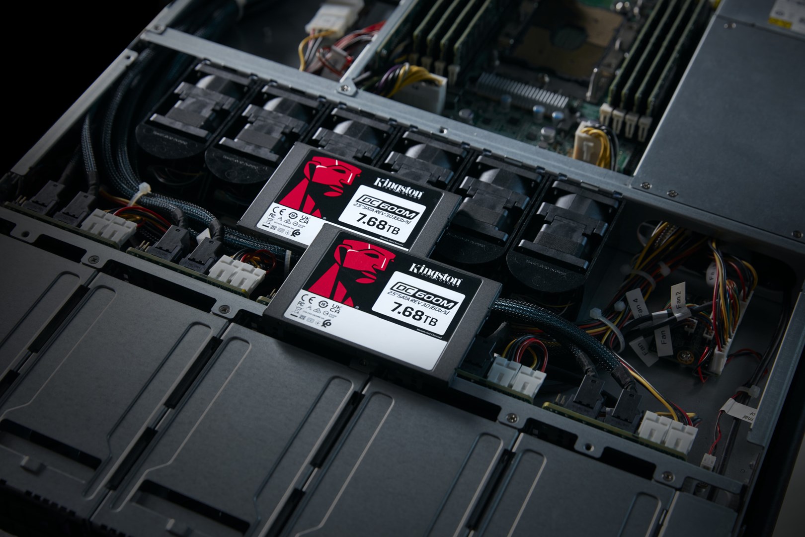 Kingston Technology 7680G DC600M (Mixed-Use) 2.5” Enterprise SATA SSD - Afbeelding 4