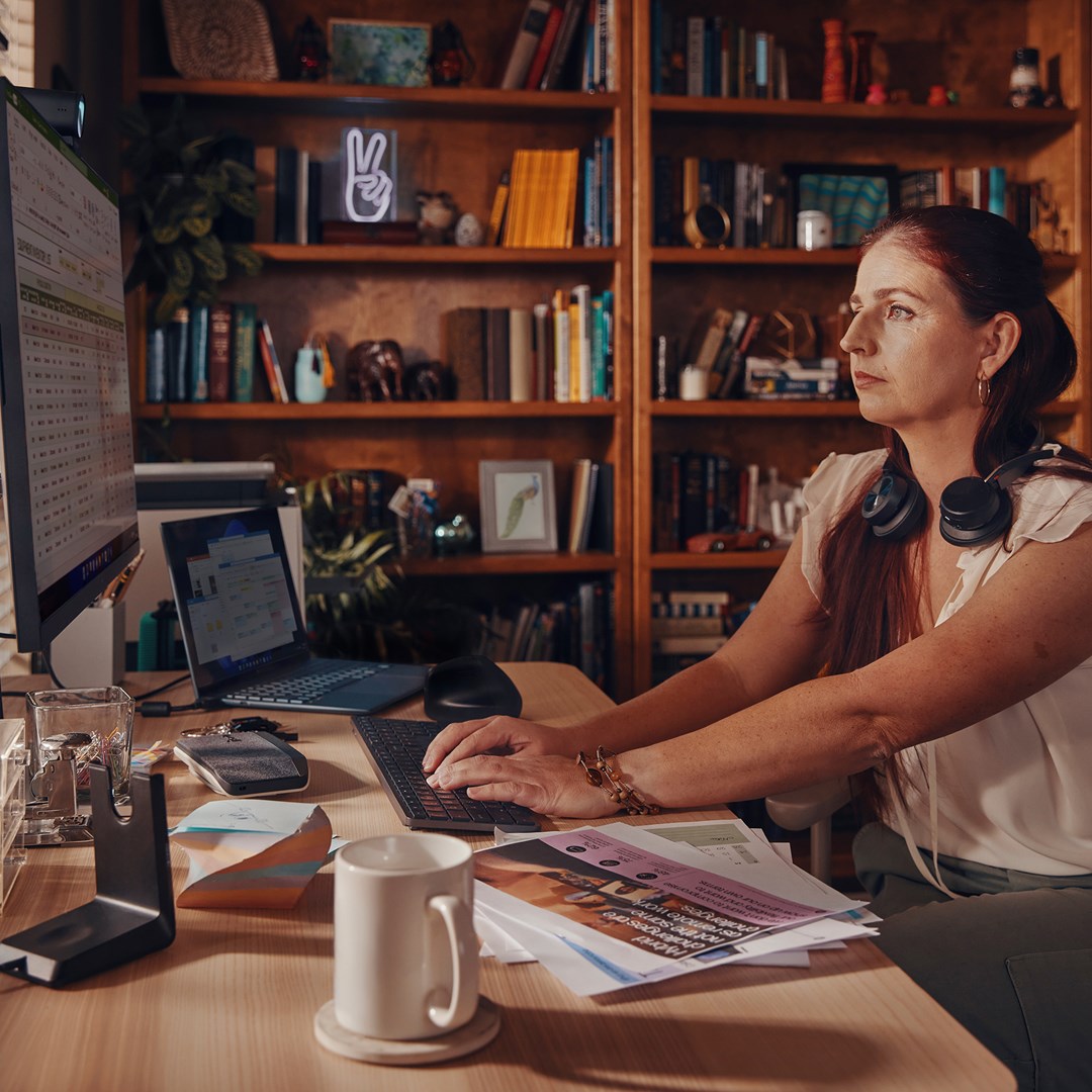 HP Poly Voyager Focus 2-M USB-C-C Headset USB-C/A Adapter Charging Stand - Afbeelding 9