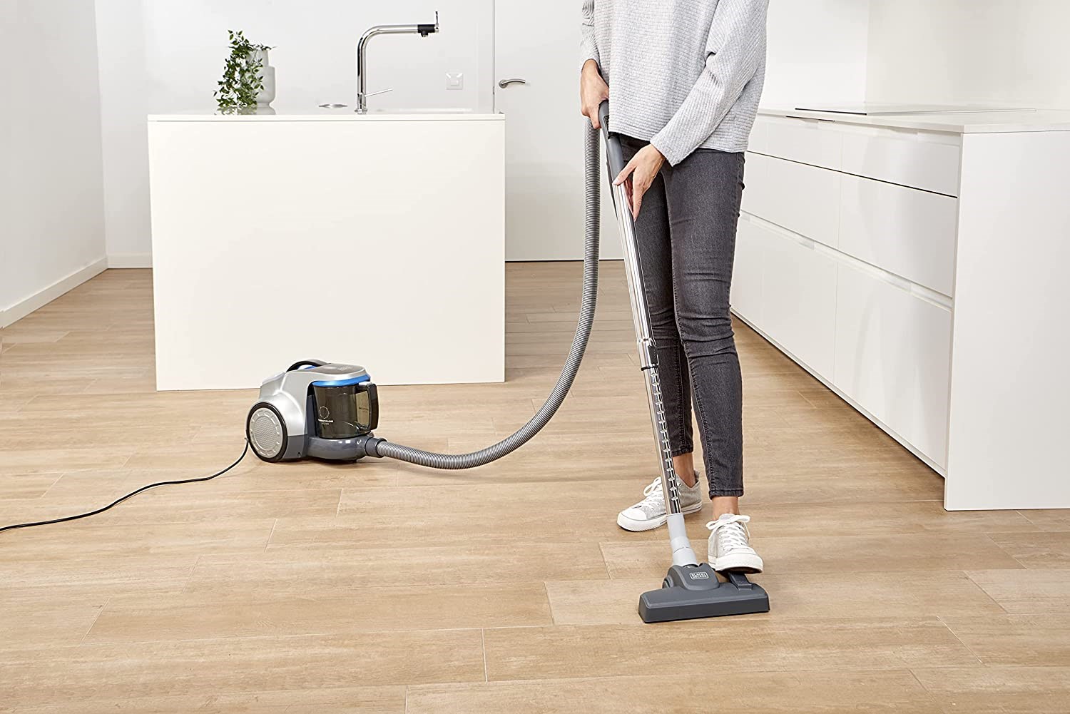 Bagless vacuum cleaner Black+Decker BXVML700E (700W) - Afbeelding 9