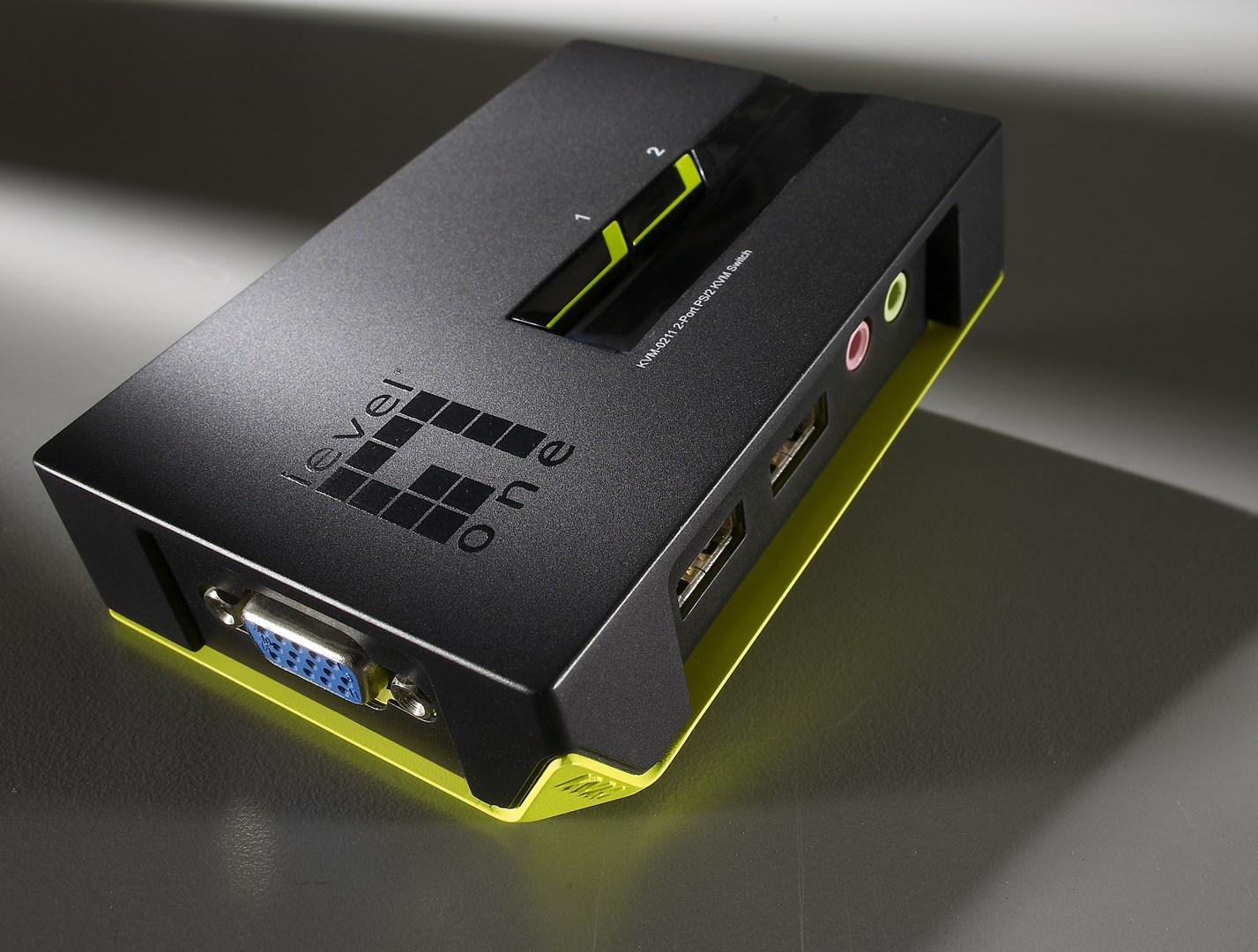 LevelOne 2-Port USB VGA KVM Switch, audio support - Afbeelding 21
