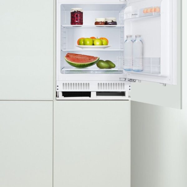 Amica UC162.4i(E) 135-litre built-in fridge, White