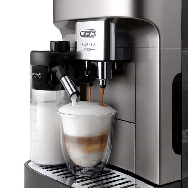 DeLonghi espresso machine ECAM 320.70.TB