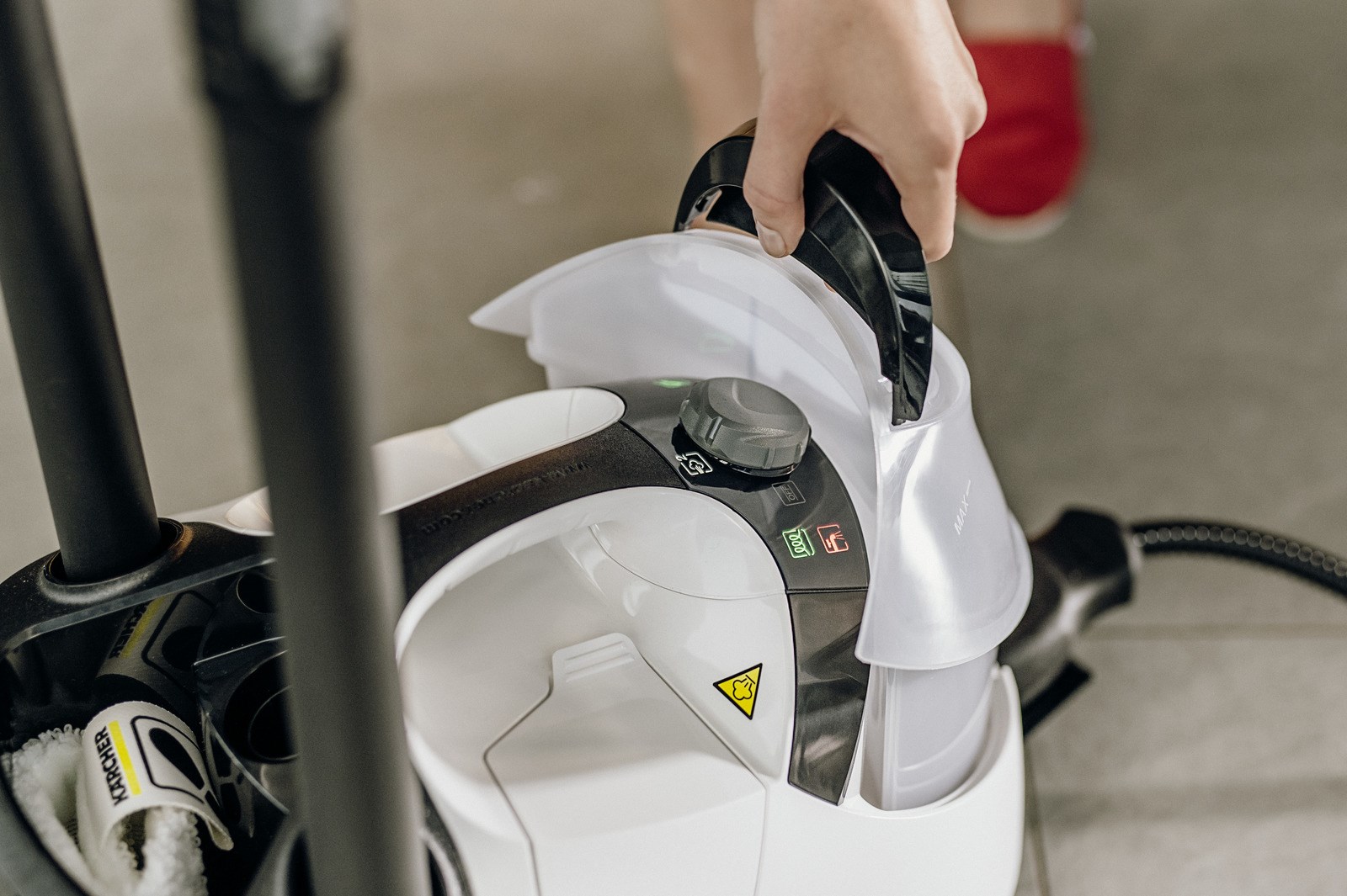 Kärcher SC 5 EasyFix IRON PLUG Cylinder steam cleaner 1.5 L 2250 W Black, White
