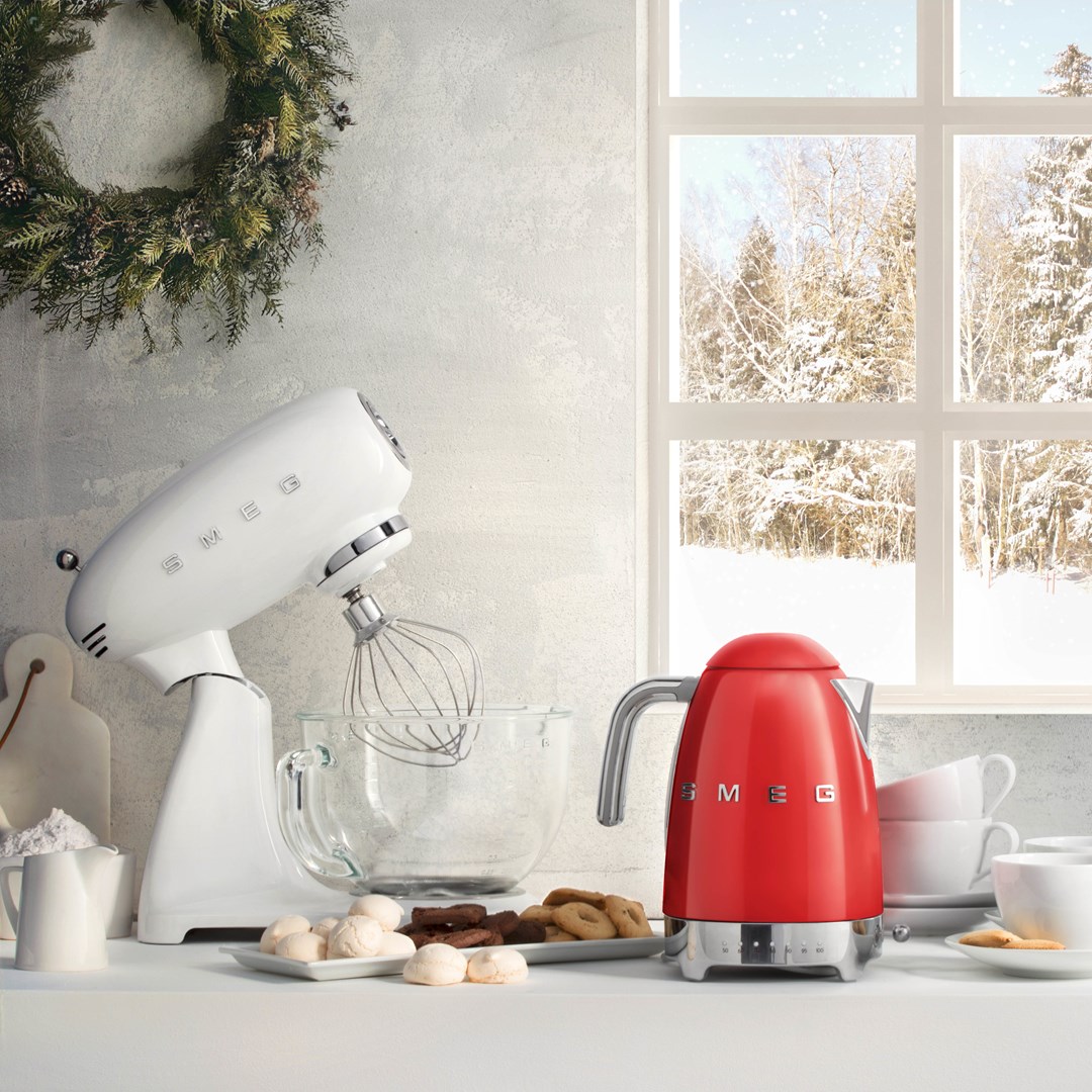 Smeg 50's Style Kettles KLF04RDEU Red