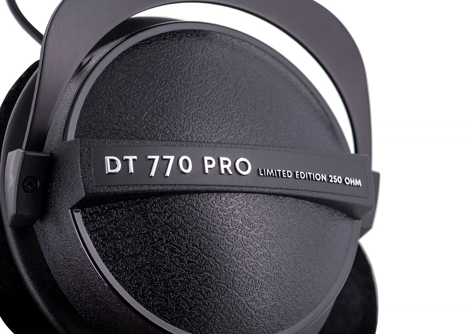 Beyerdynamic DT 770 PRO 250 OHM Black Limited Edition - gesloten studiohoofdtelefoons