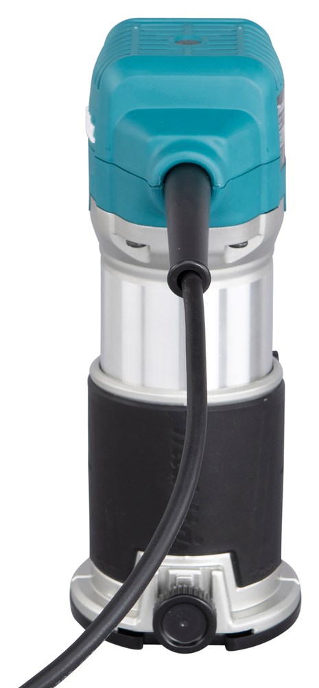ELEKTRISCHE FREESMACHINE 710W MAKITA RT0702C