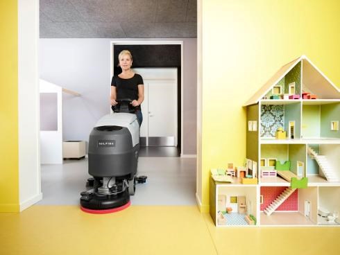 NILFISK Wasmachine op gelbatterijen 9087390020