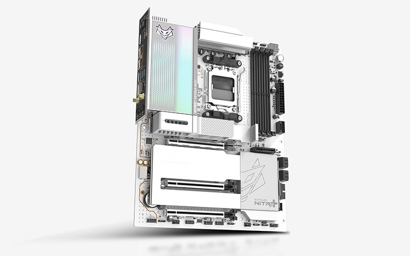 SAPPHIRE NITRO+ X870EA PHANTOMLINK P.E moederbord