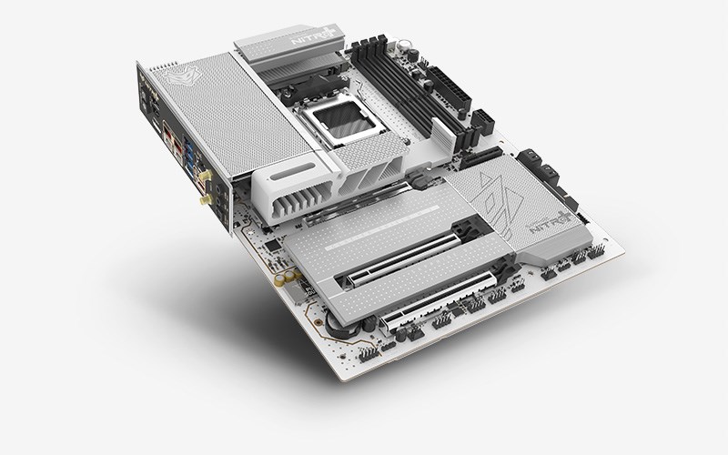 SAPPHIRE NITRO+ X870EA PHANTOMLINK P.E moederbord